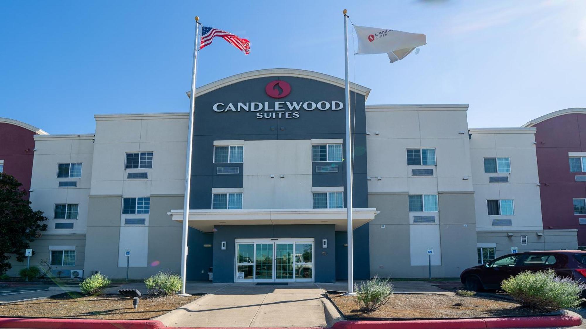 Candlewood Suites Baytown By Ihg Экстерьер фото